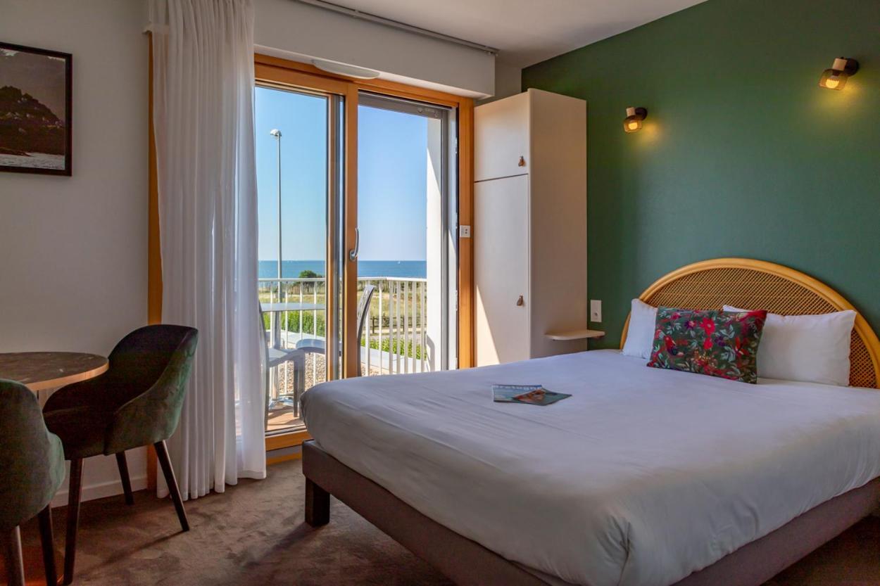 Hotel L'Albatros Damgan Luaran gambar