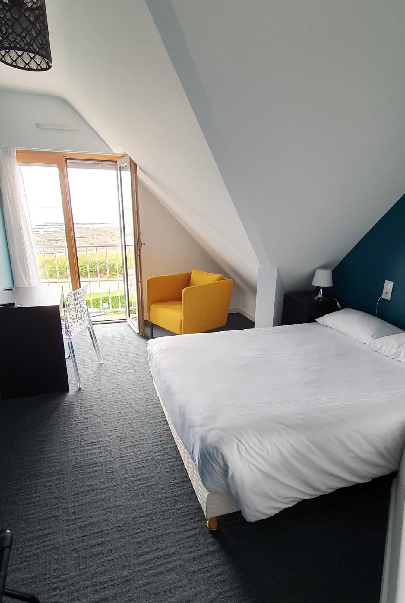 Hotel L'Albatros Damgan Luaran gambar