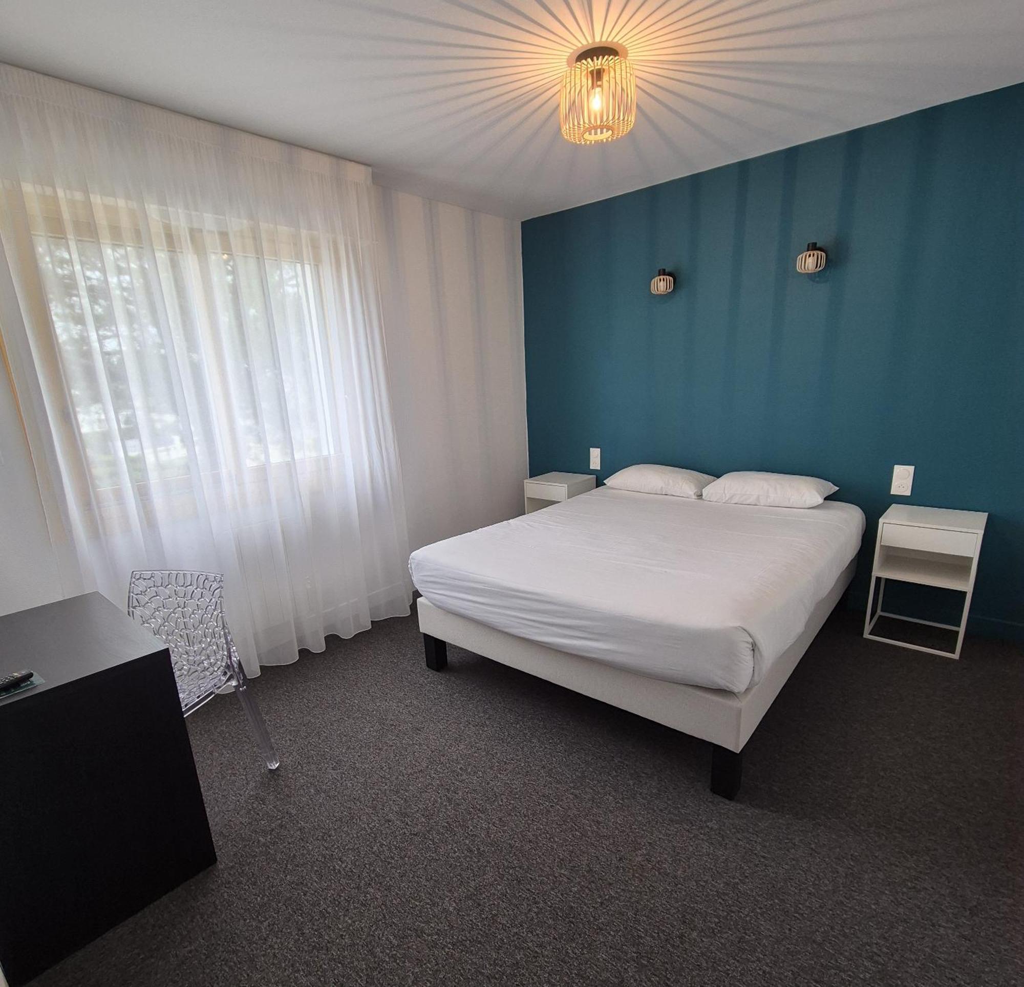 Hotel L'Albatros Damgan Luaran gambar