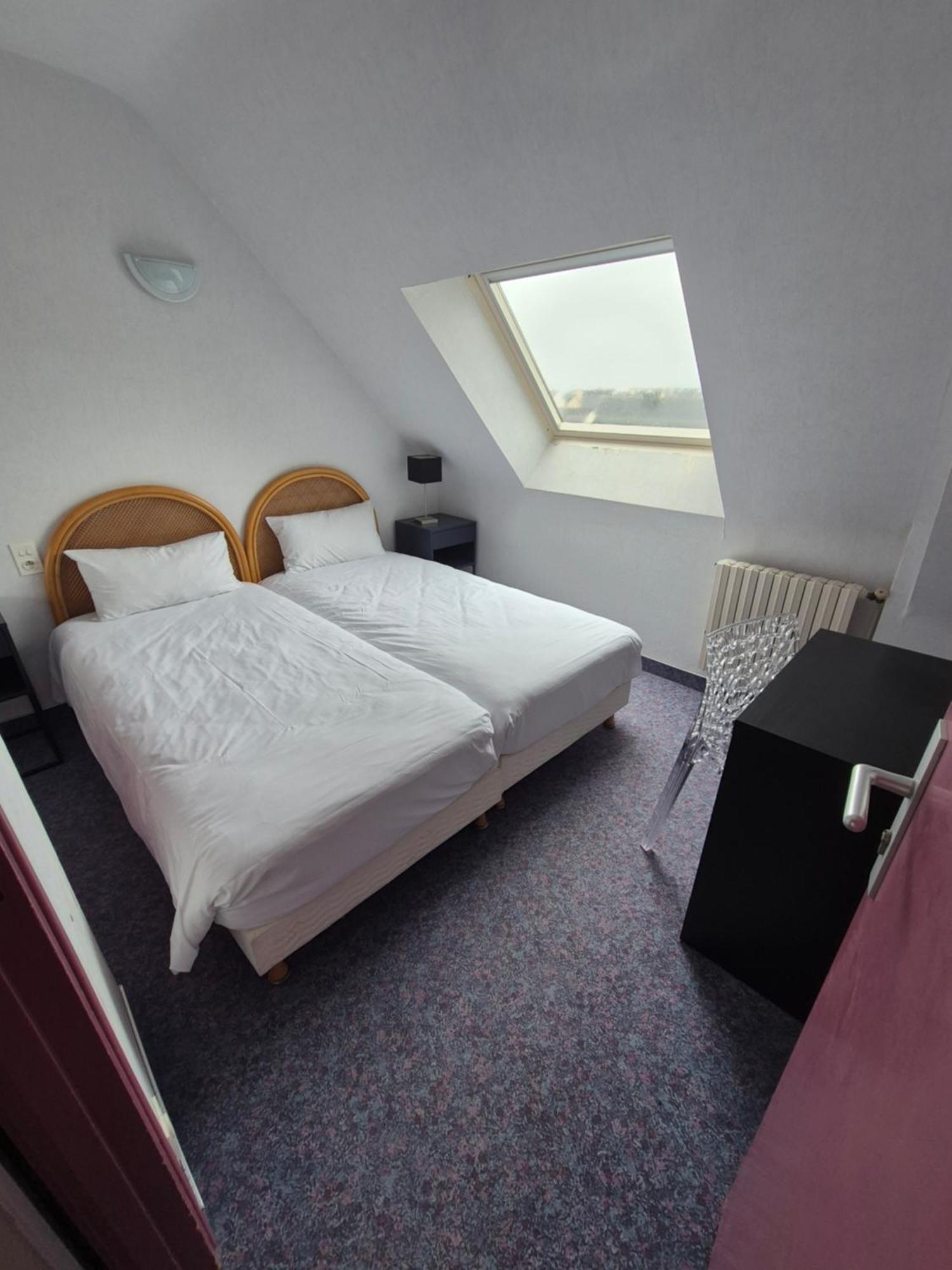 Hotel L'Albatros Damgan Luaran gambar