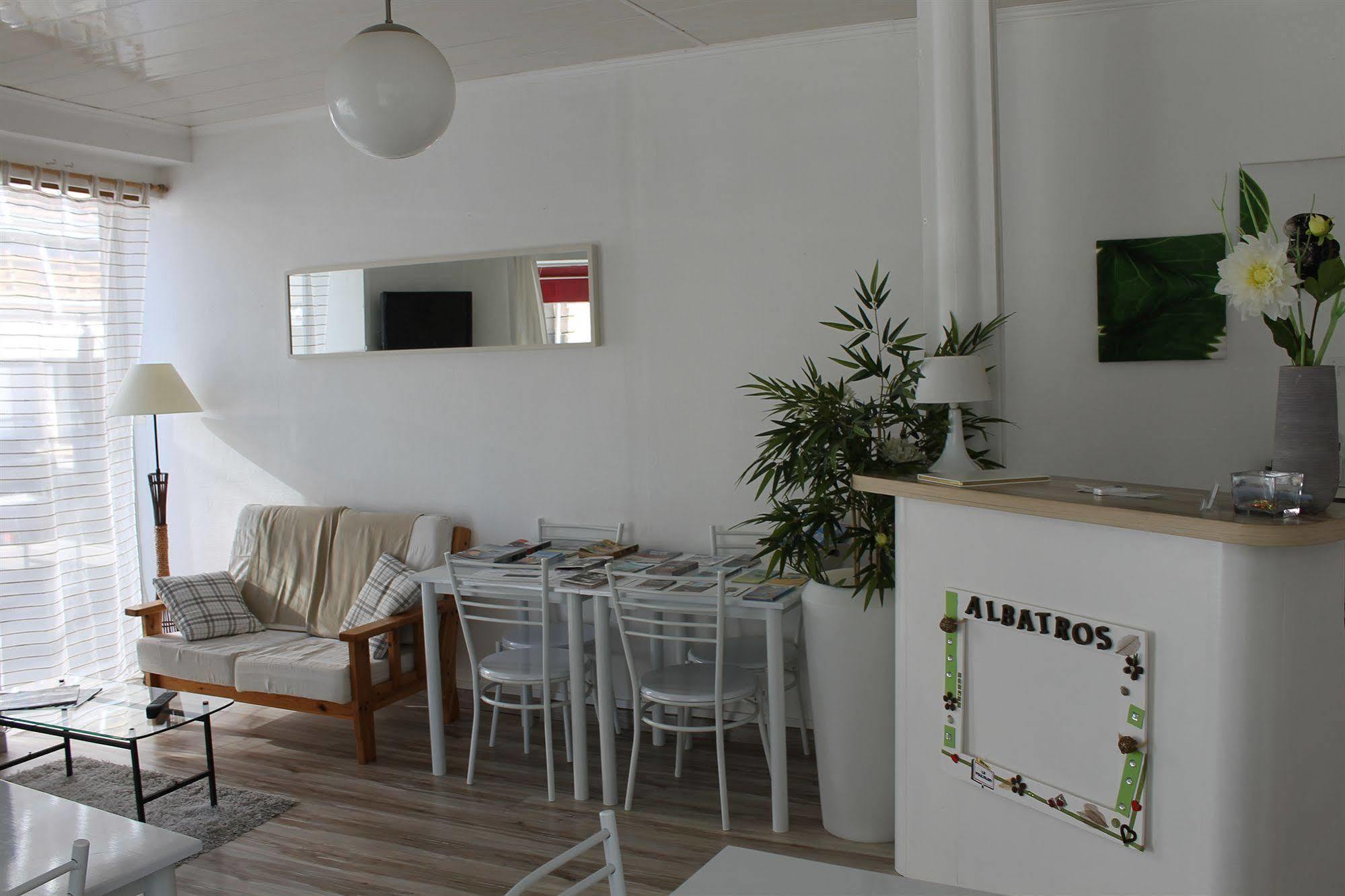 Hotel L'Albatros Damgan Luaran gambar