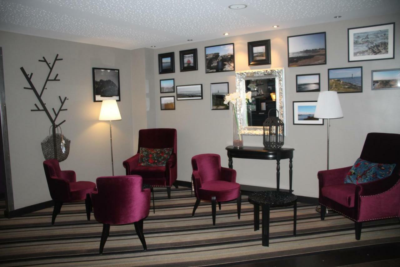 Hotel L'Albatros Damgan Luaran gambar